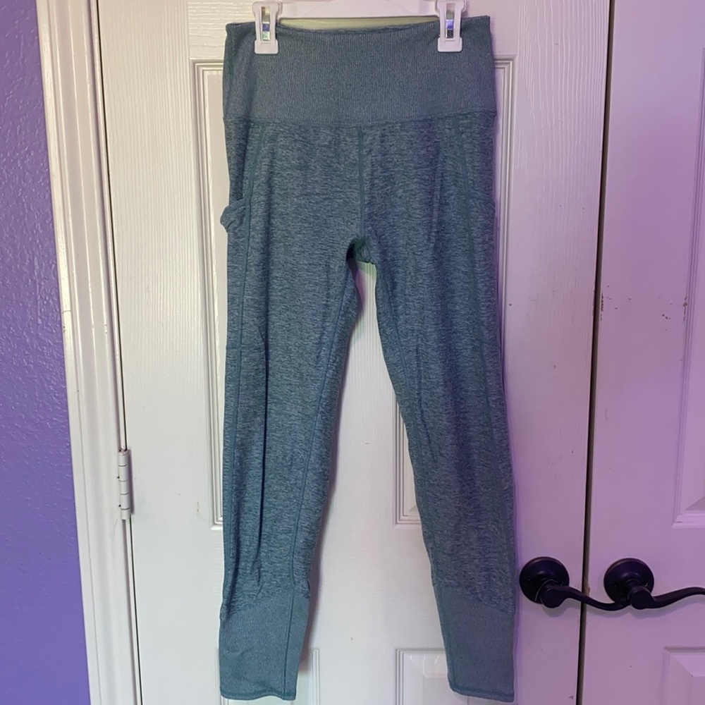 Kirkland blue leggings